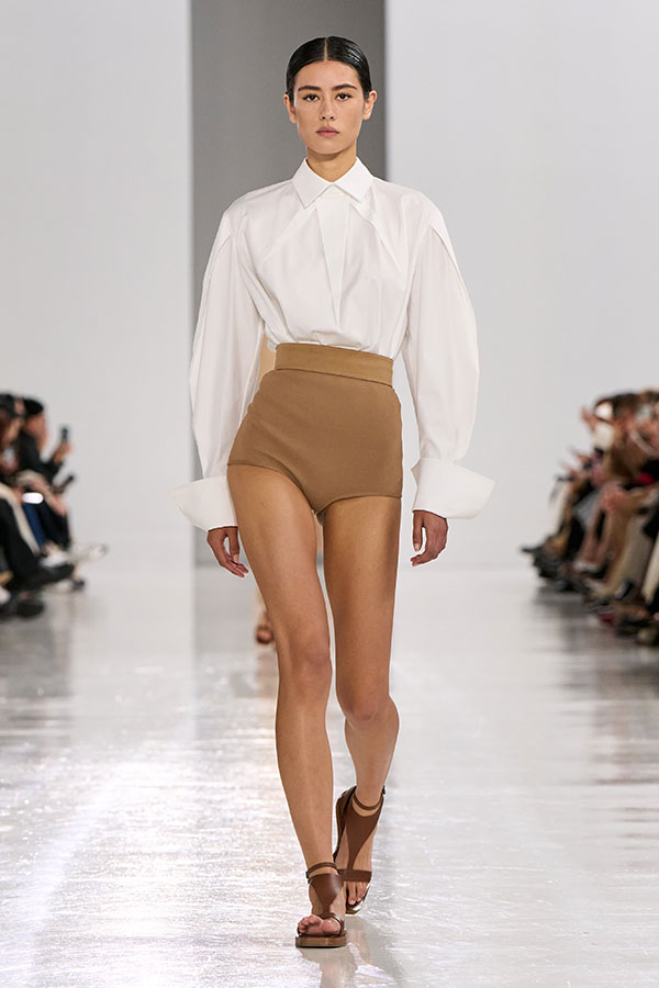 Spring/Summer 2025 Fashion Show: Science And Magic | Max Mara